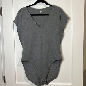 17- XL NWT Old Navy vneck Tshirt Bodysuit
